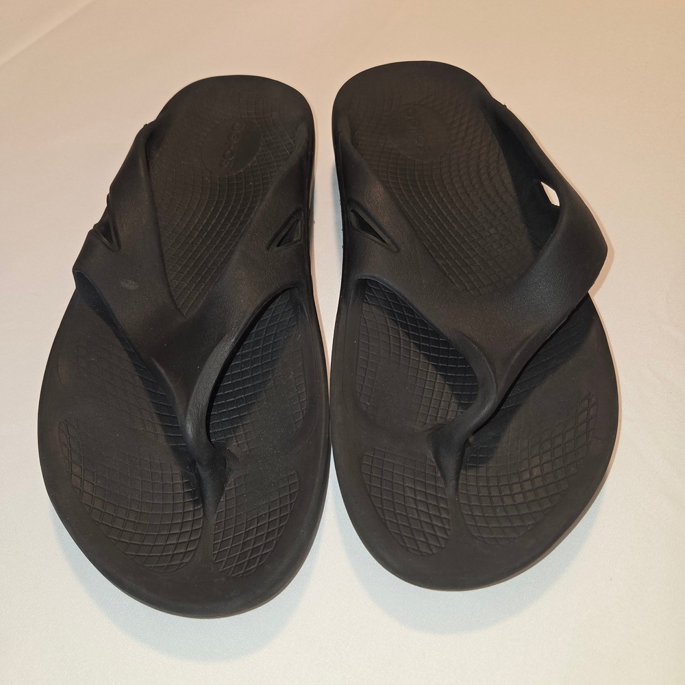 OOFOS OOriginal Recovery Sandal Mens 8 Womens 10 Black OOfoam Thong Flip Flop